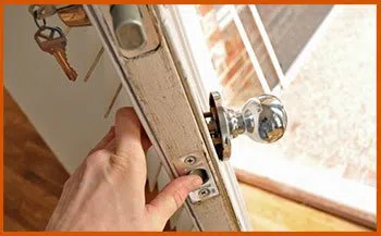 Highland Park MI Locksmith Store Highland Park, MI 313-855-5186 - 12-changing-locks